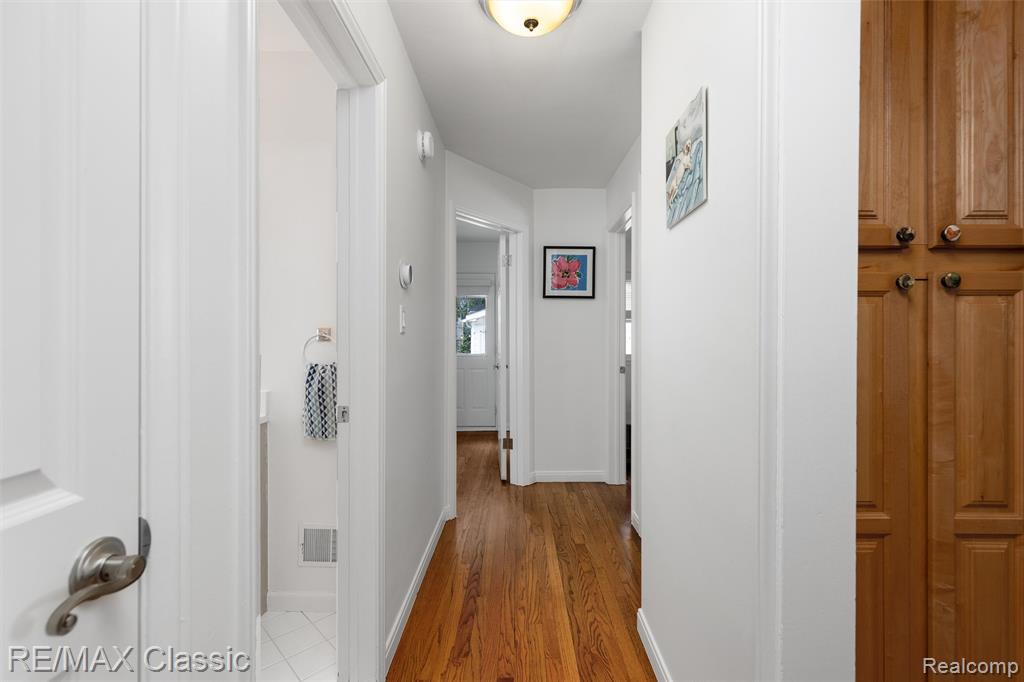 605 Fernwood Road, Royal Oak, MI 48067 — Photo 10
