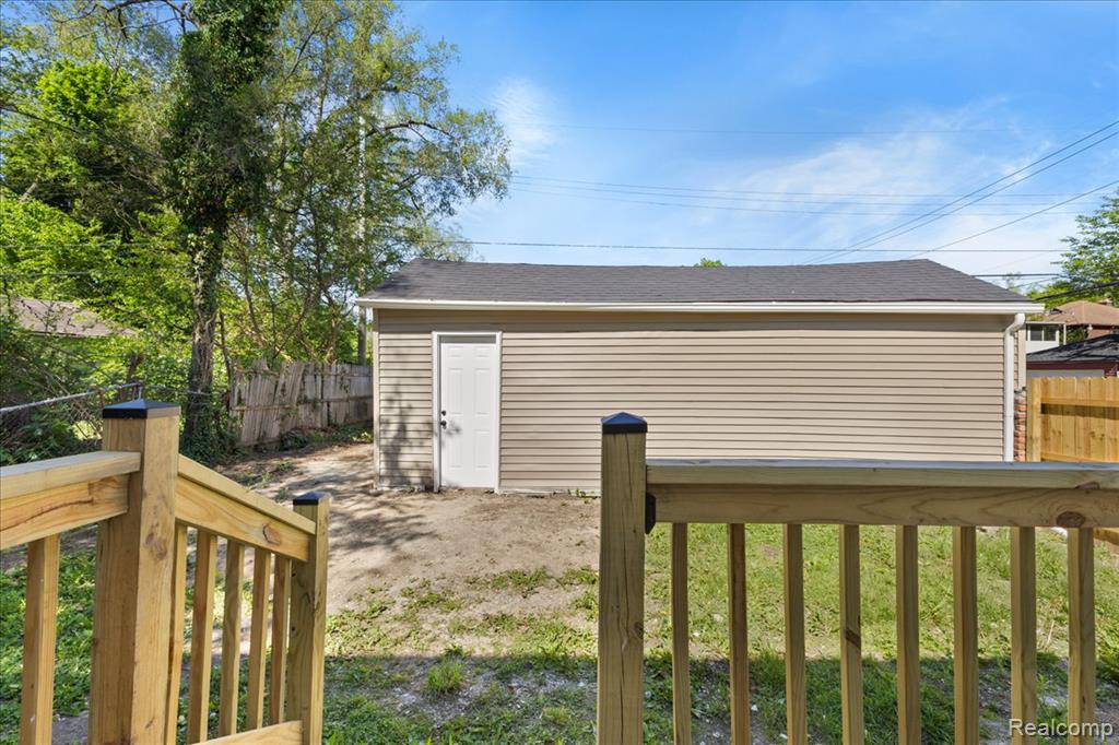 19215 Steel Street, Detroit, MI 48235 — Photo 37