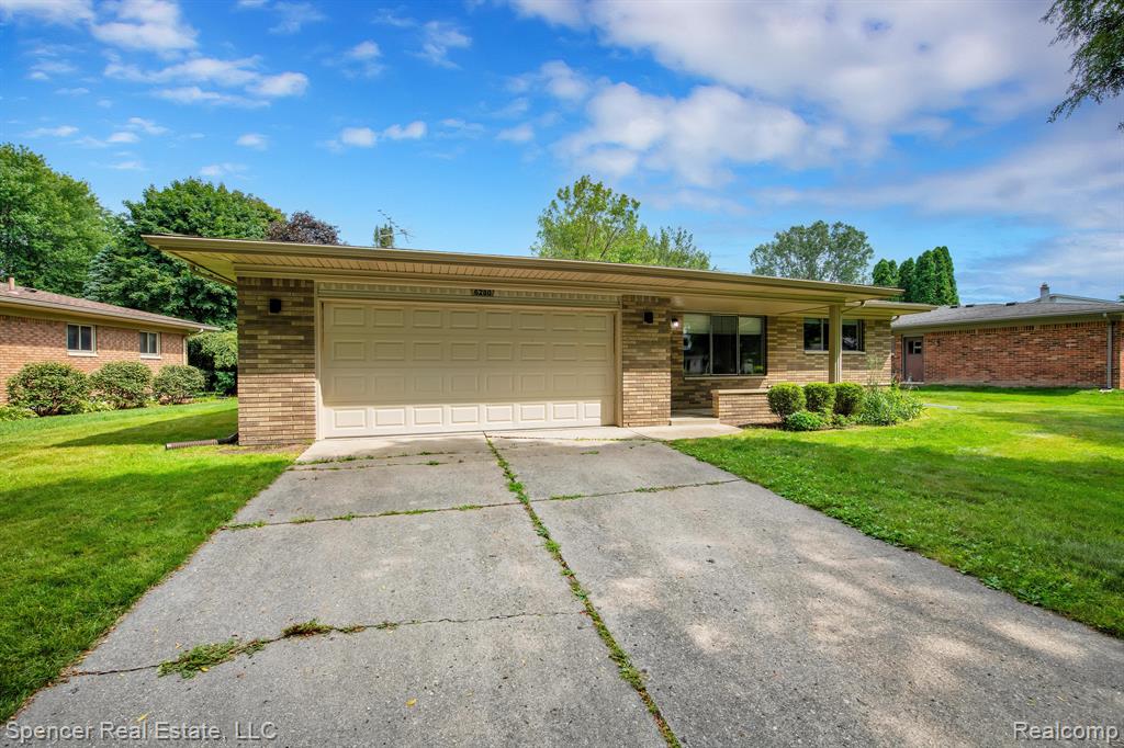 6280 Walker Drive, Troy, MI 48085 — Photo 3