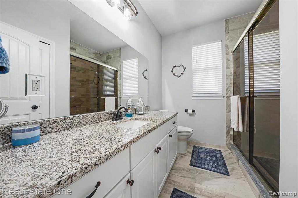17481 Tiger Drive, Macomb, MI 48042 — Photo 22