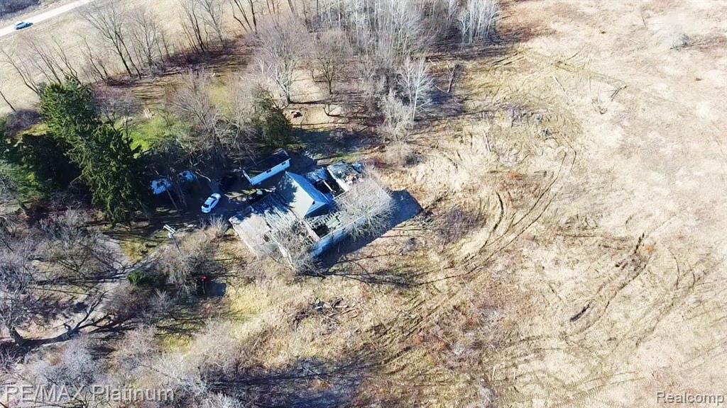 1285 N OLD US 23, Howell, MI 48843 — Photo 8