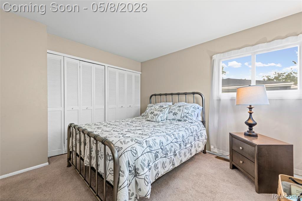 7396 Cornwall Court, West Bloomfield, MI — Photo 23
