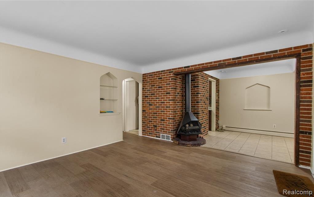 7305 N Silvery Lane, Dearborn Heights, MI 48127 — Photo 4