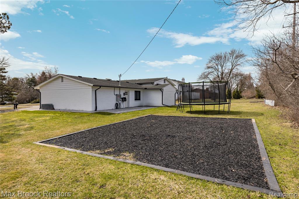 5316 CENTERBROOK Drive, West Bloomfield, MI — Photo 69