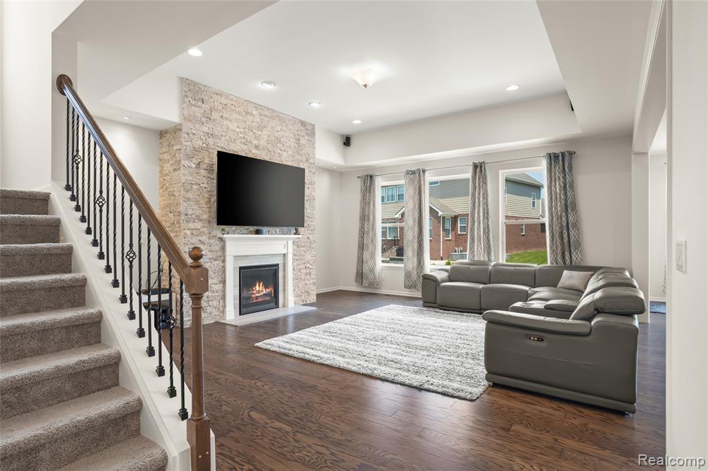 47780 Fieldstone Drive, Northville, MI — Photo 11