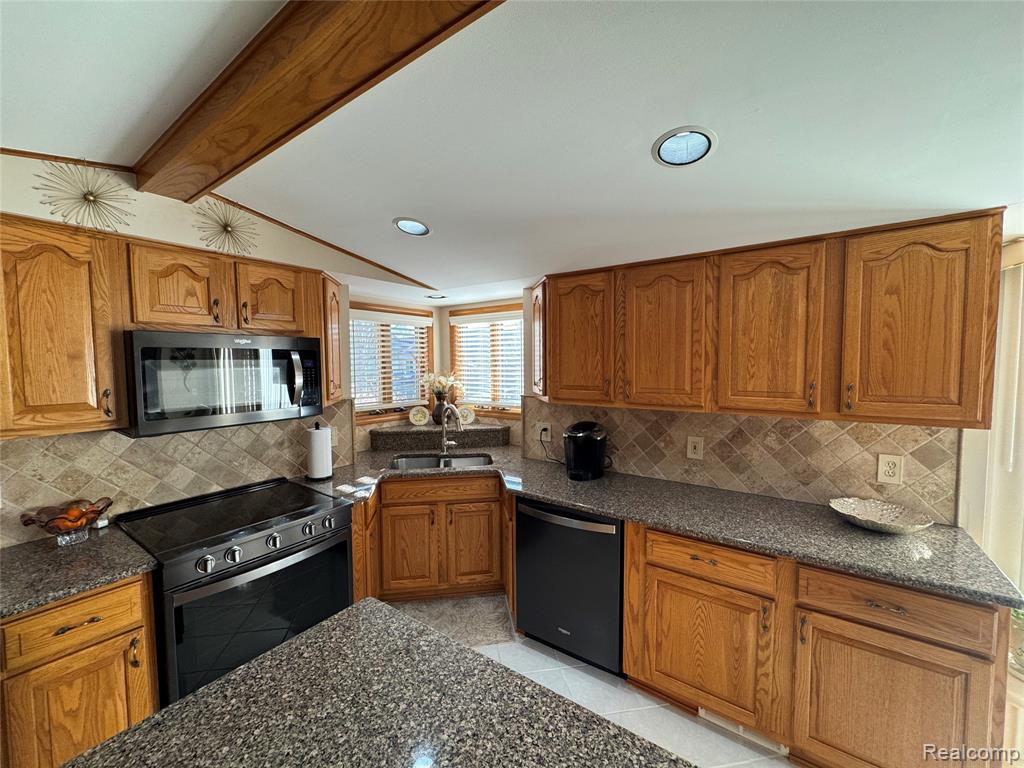 48583 Tilch Road, Macomb, MI 48044 — Photo 17