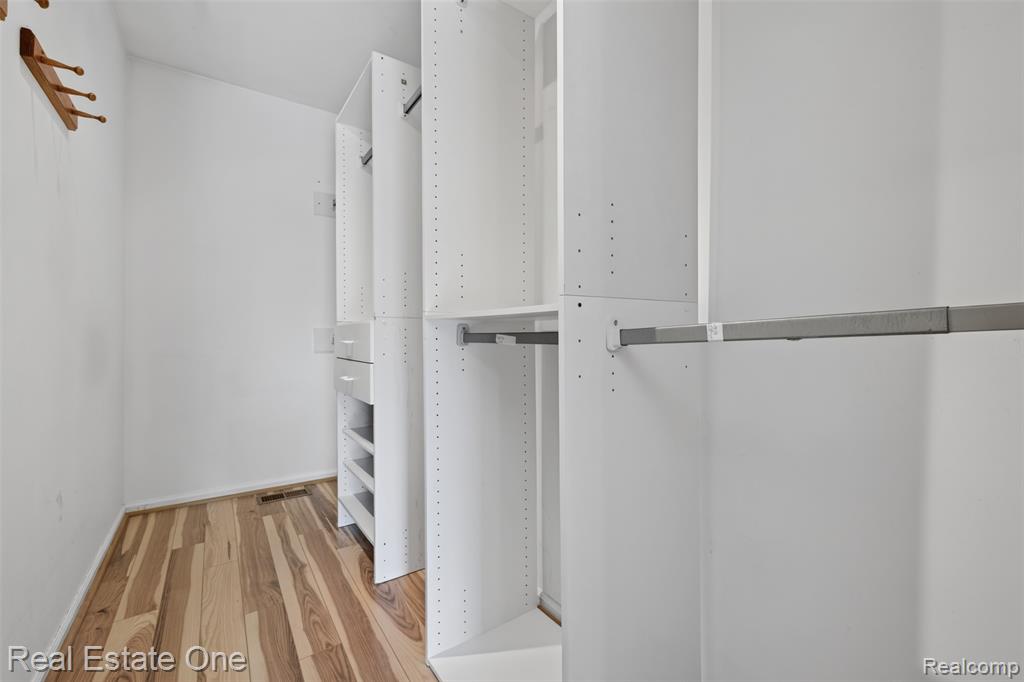 417 Eckford Circle, Troy, MI 48085 — Photo 18