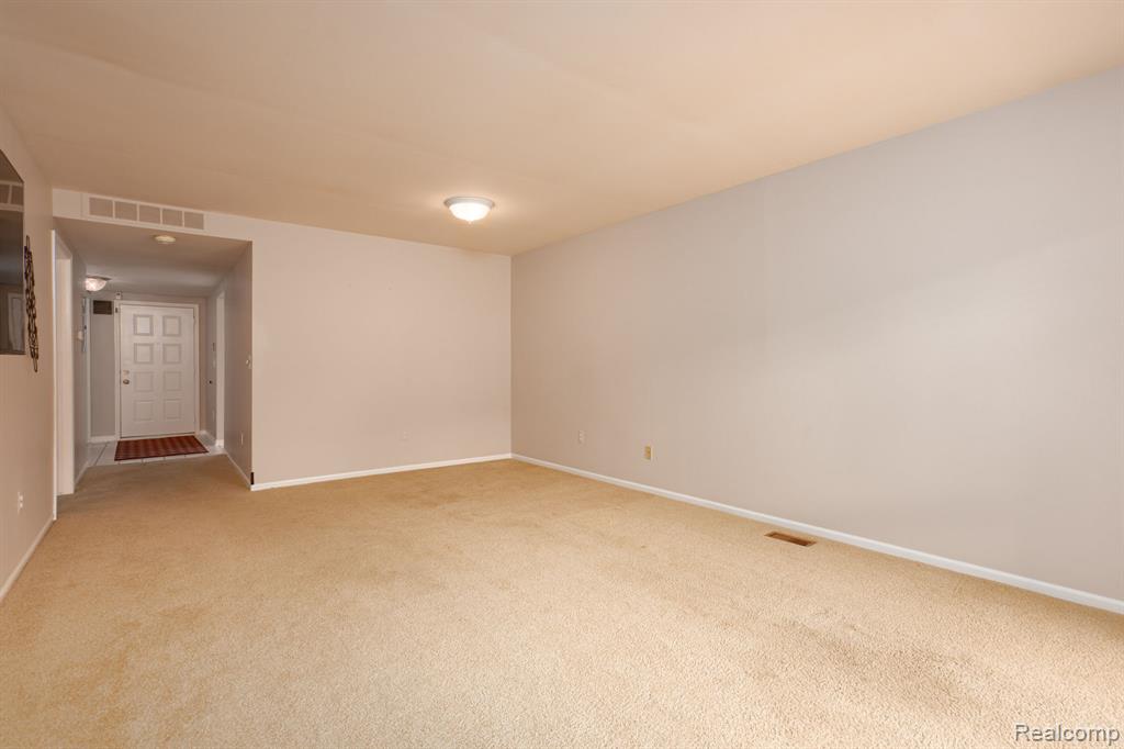 936 Wexford Way, Rochester Hills, MI 48307 — Photo 23