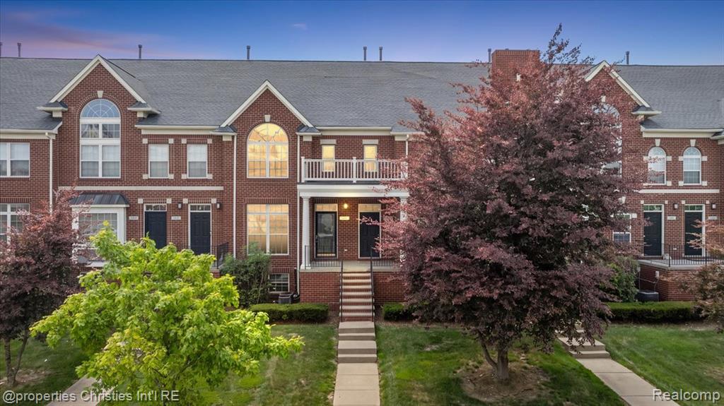 1422 Raliegh Place, Troy, MI 48084