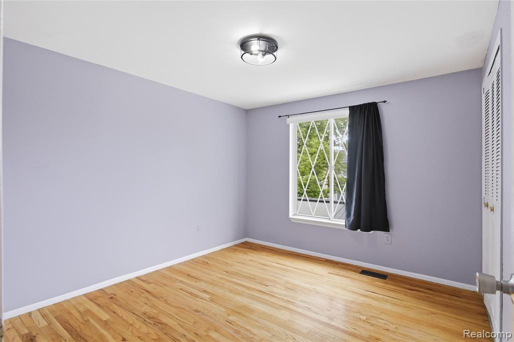 8685 Kennedy Circle, Warren, MI 48093 — Photo 16