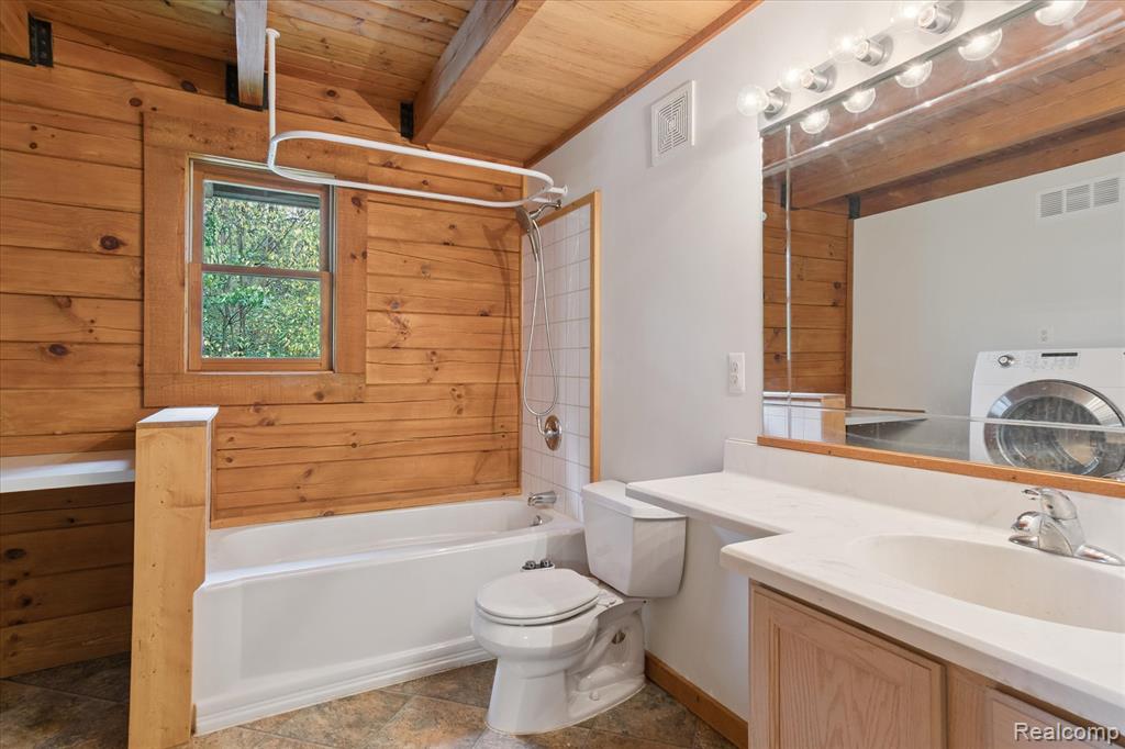 9797 Rolling Pines Drive, Brighton, MI 48116 — Photo 20