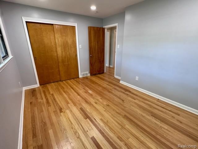 8429 Whitefield Street, Dearborn Heights, MI 48127 — Photo 13