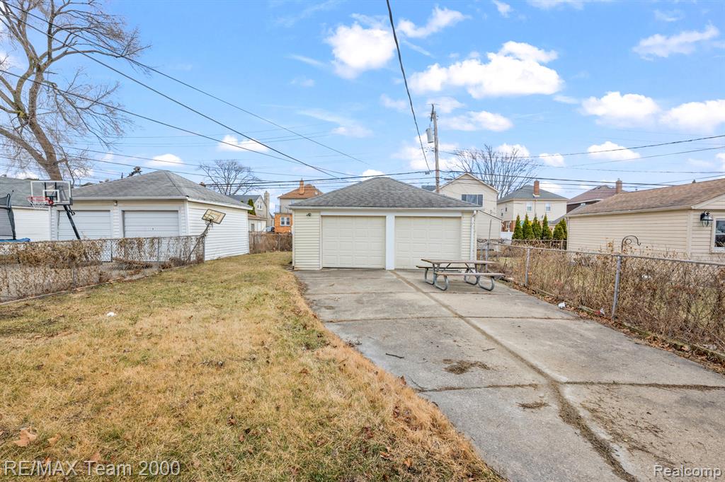 6446 CALHOUN Street, Dearborn, MI 48126 — Photo 22