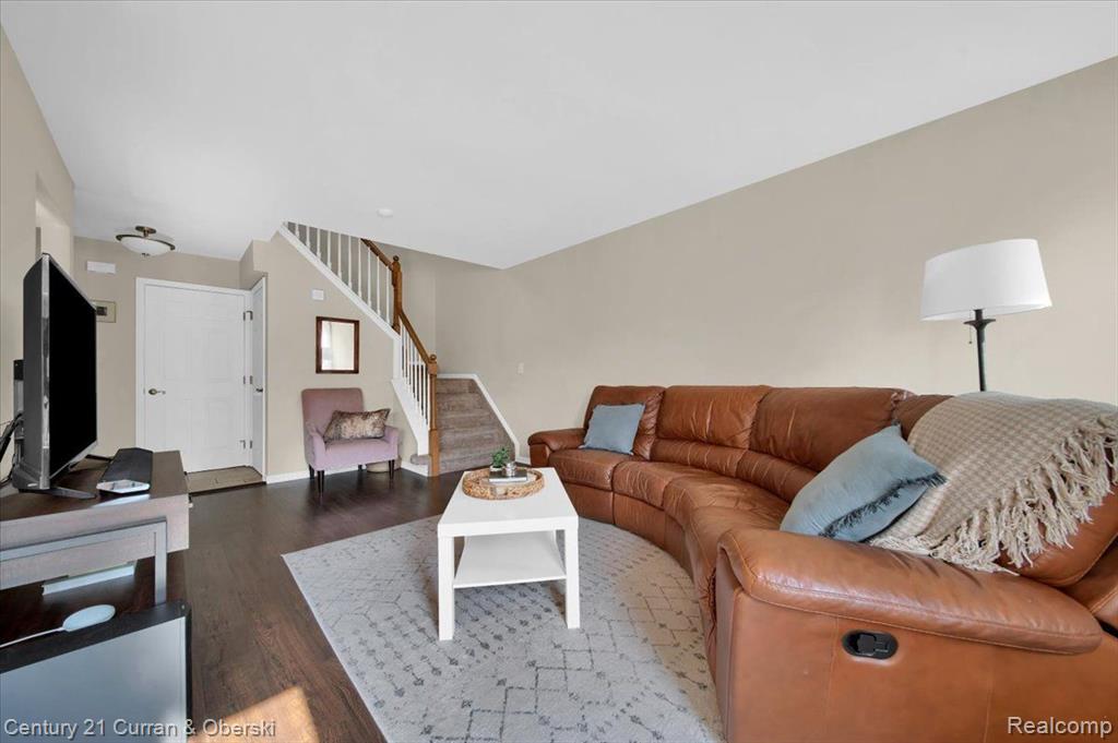 4414 HUNTERS Circle E, Canton, MI 48188 — Photo 4