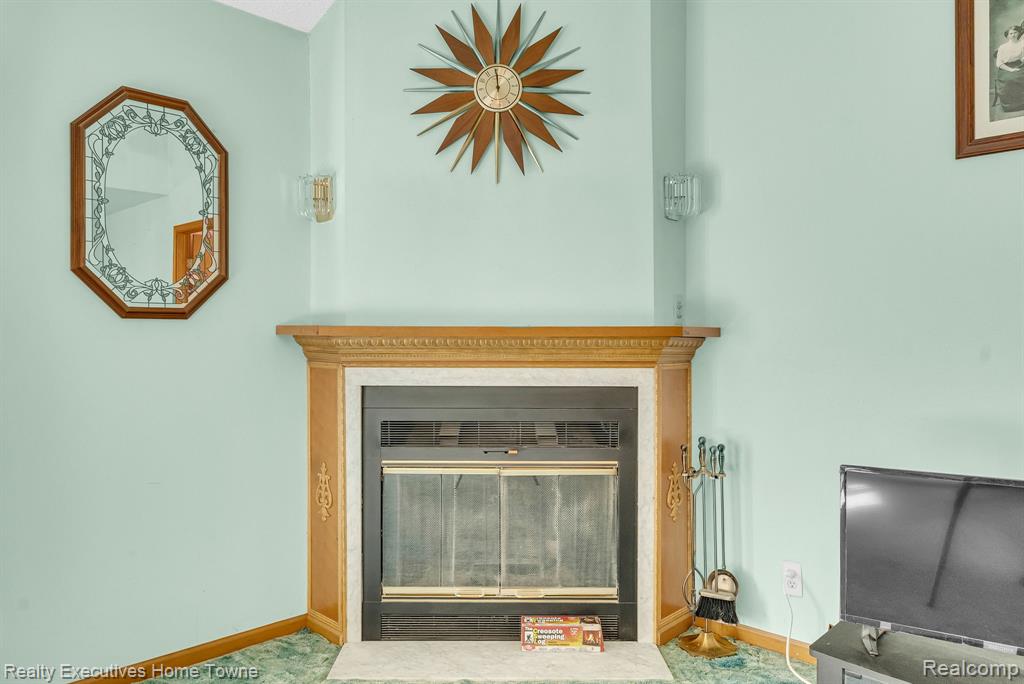 4602 Meadowlawn Drive, Fort Gratiot, MI 48059 — Photo 17