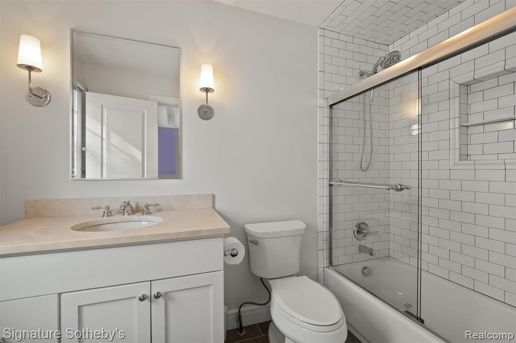 654 SHEPARDBUSH Street, Birmingham, MI 48009 — Photo 27