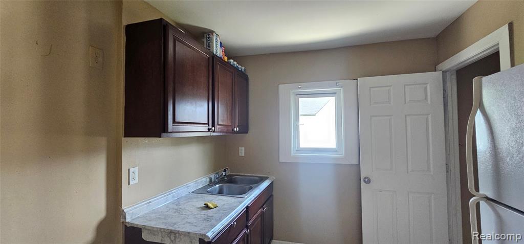 8095 Roselawn Street, Detroit, MI 48204 — Photo 9