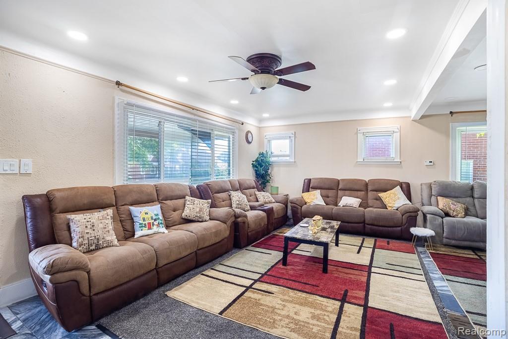 4663 Mead Street N, Dearborn, MI 48126 — Photo 10