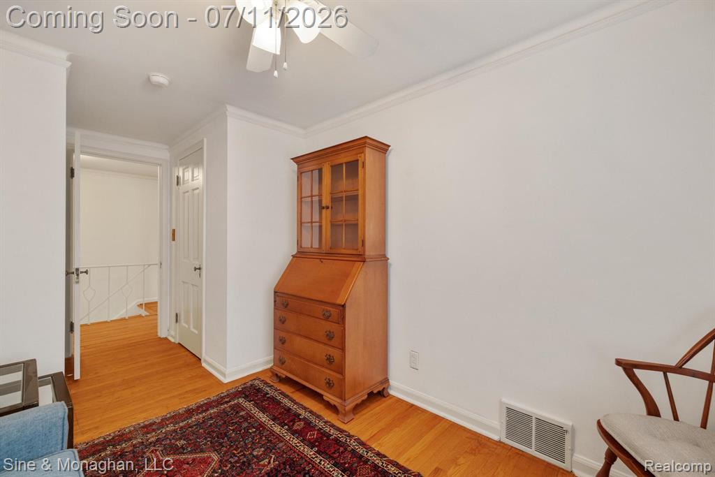679 NEFF Road, Grosse Pointe, MI 48230 — Photo 30