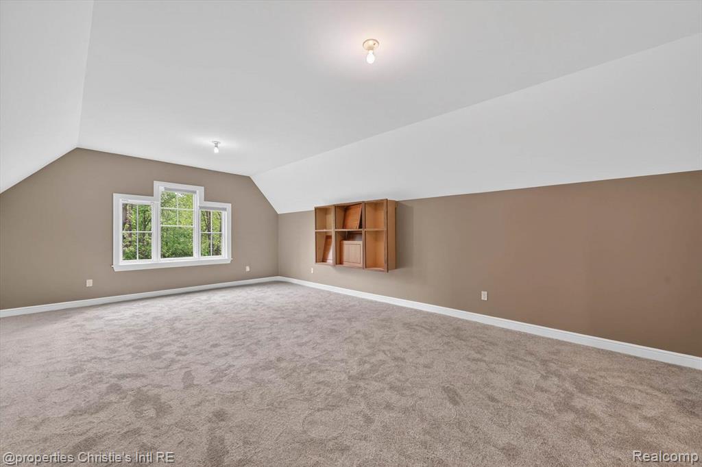 1330 Oxford Road, Beverly Hills, MI 48304 — Photo 42