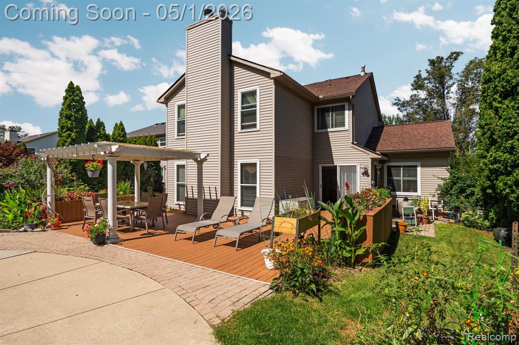 1861 Twin Sun Circle, Walled Lake, MI 48390 — Photo 9