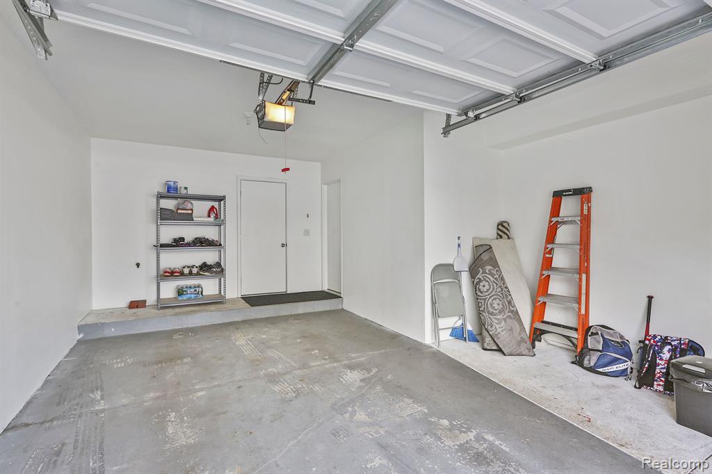 51699 ADLER PARK Drive W, Chesterfield, MI — Photo 19