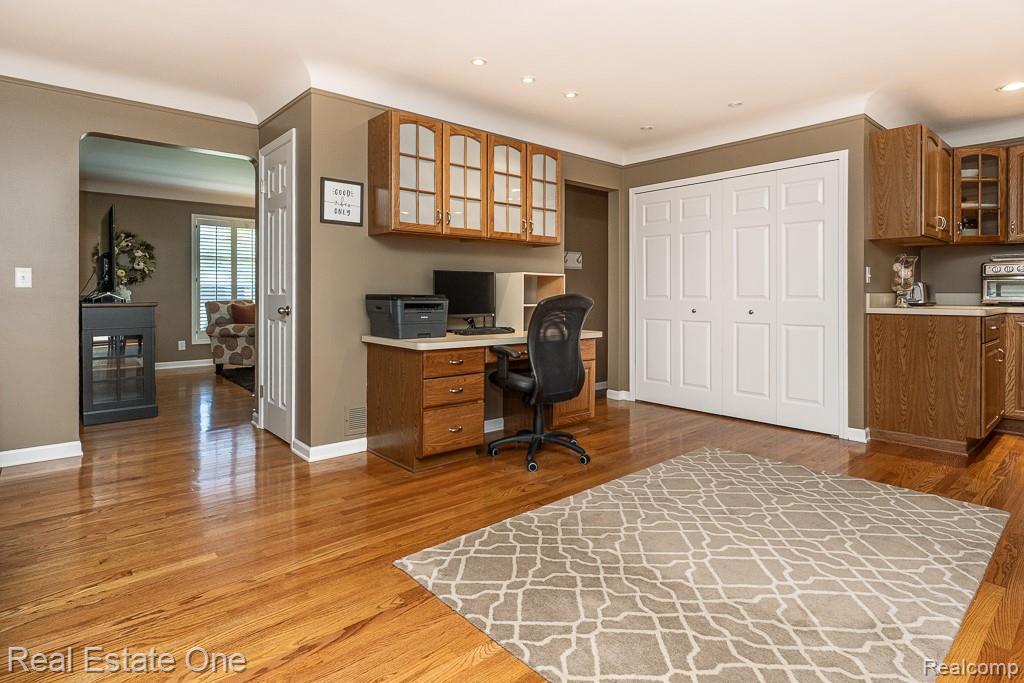 471 Elmhill Road, Rochester Hills, MI 48306 — Photo 7