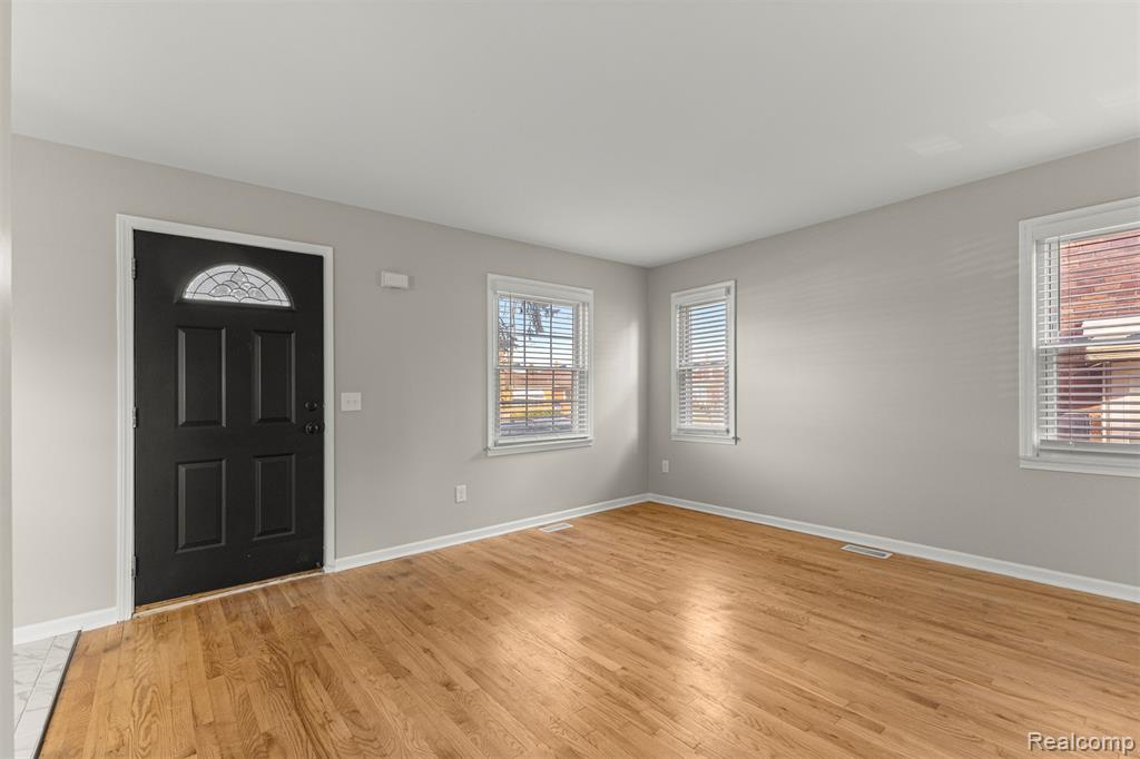 4137 Duplex Avenue, Lincoln Park, MI 48146 — Photo 4