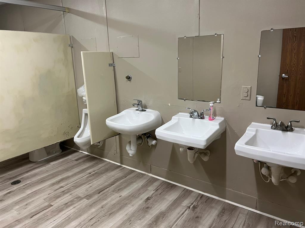 22575 Ann Arbor Trail, Dearborn Heights, MI 48127 — Photo 13
