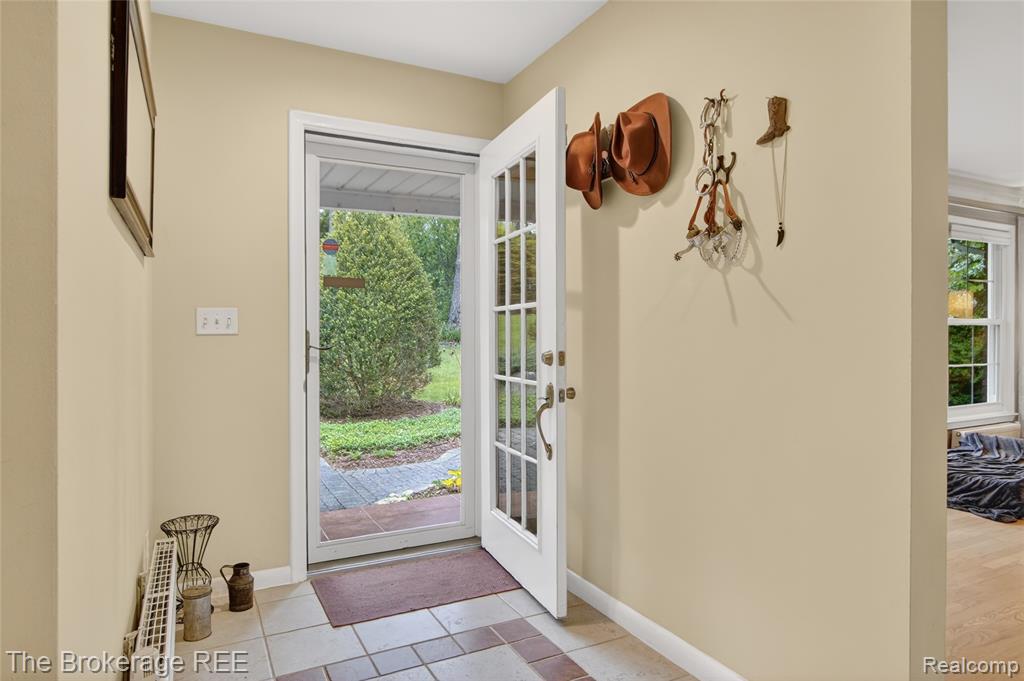 6311 Wellesley Terrace, Clarkston, MI — Photo 11
