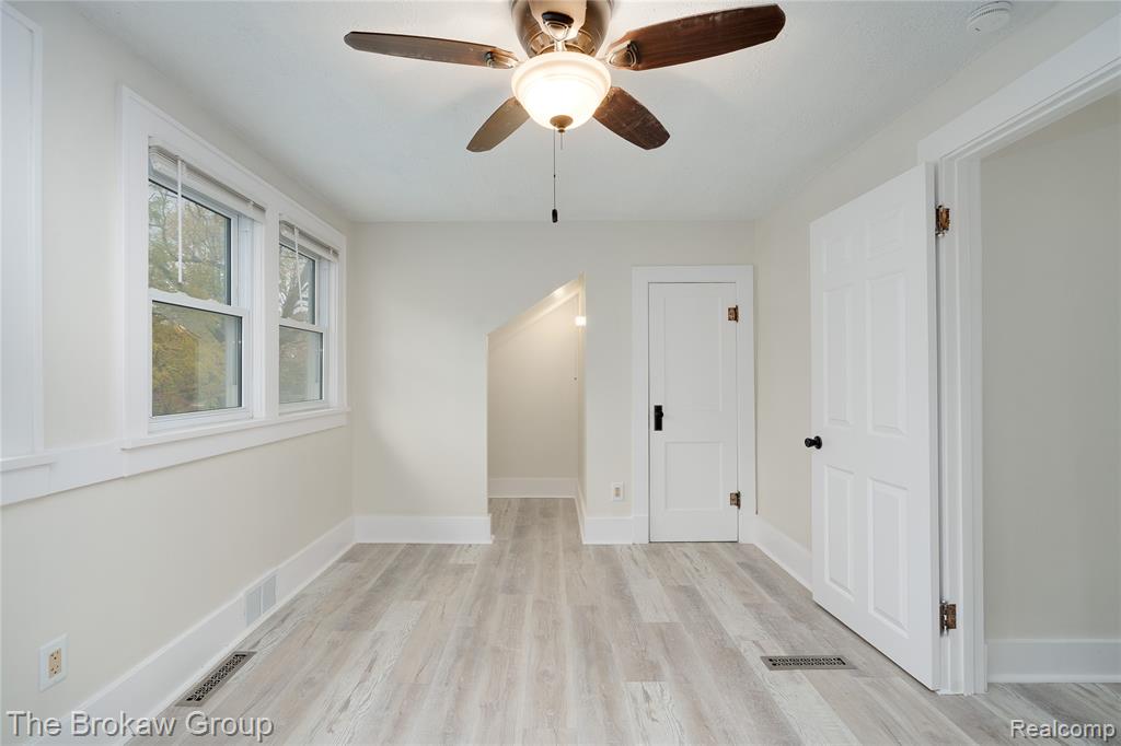 736 N Main Street, Almont, MI 48003 — Photo 41