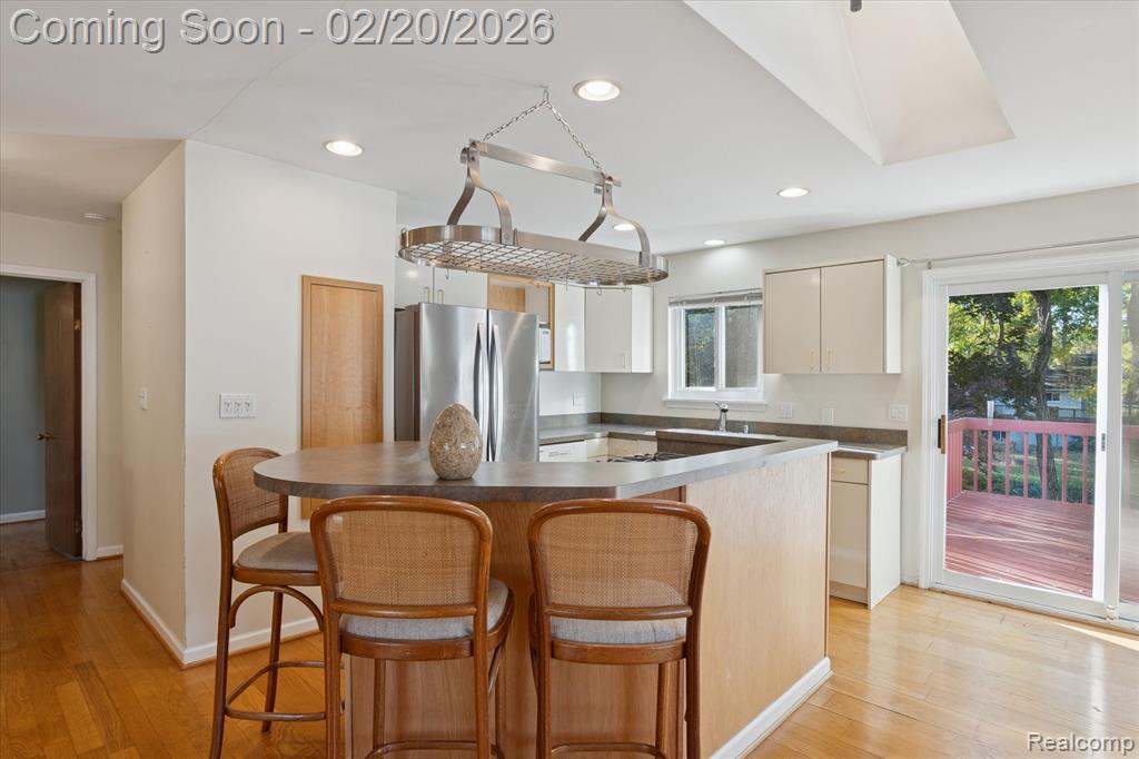 541 Crystalia Street, Commerce Twp, MI 48382 — Photo 11