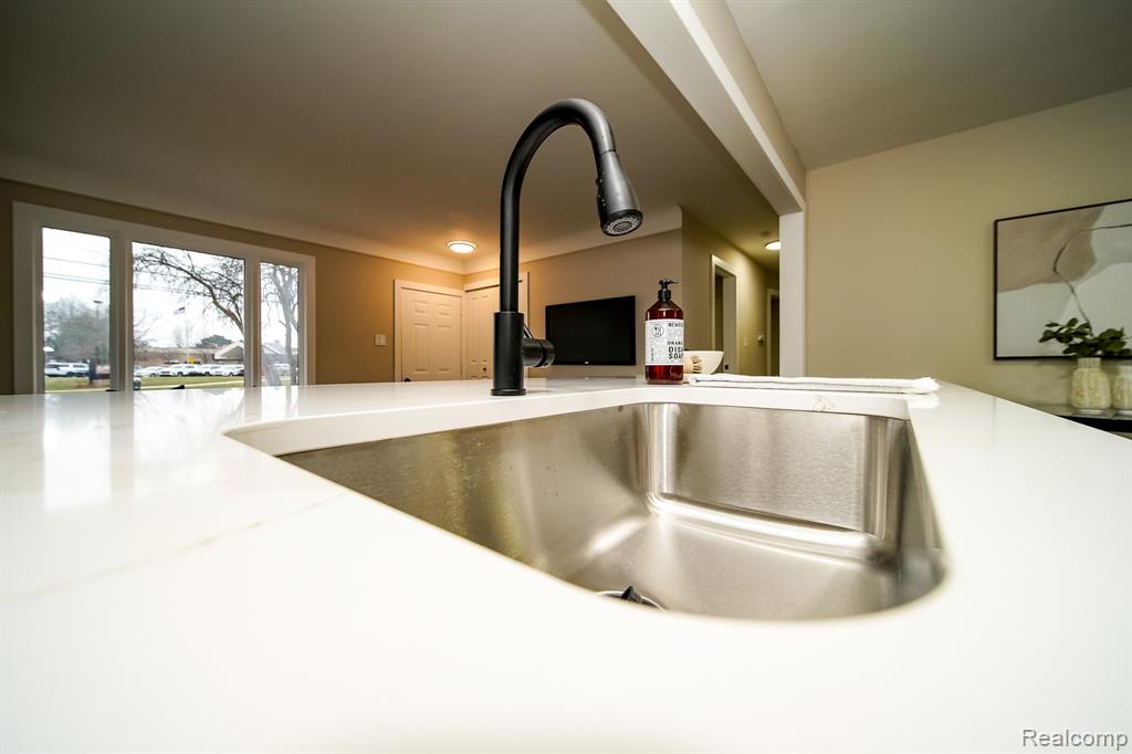 46985 Heydenreich Road, Macomb, MI 48044 — Photo 27