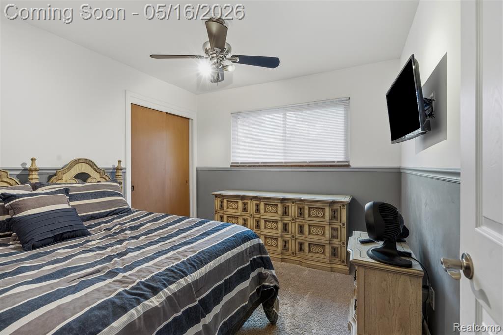 21420 Salisbury Avenue, Grosse Ile, MI 48138 — Photo 16