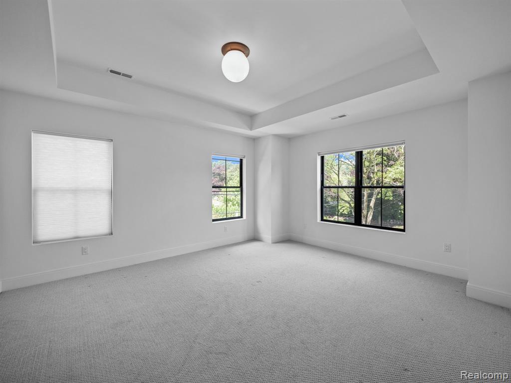 885 REDDING Road, Birmingham, MI 48009 — Photo 13