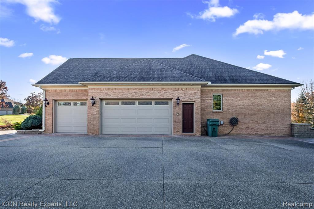 72755 Solanus Drive, Bruce, MI 48065 — Photo 69