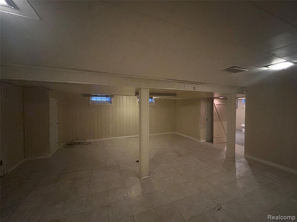 8060 HOUSE Street, Detroit, MI 48234 — Photo 38
