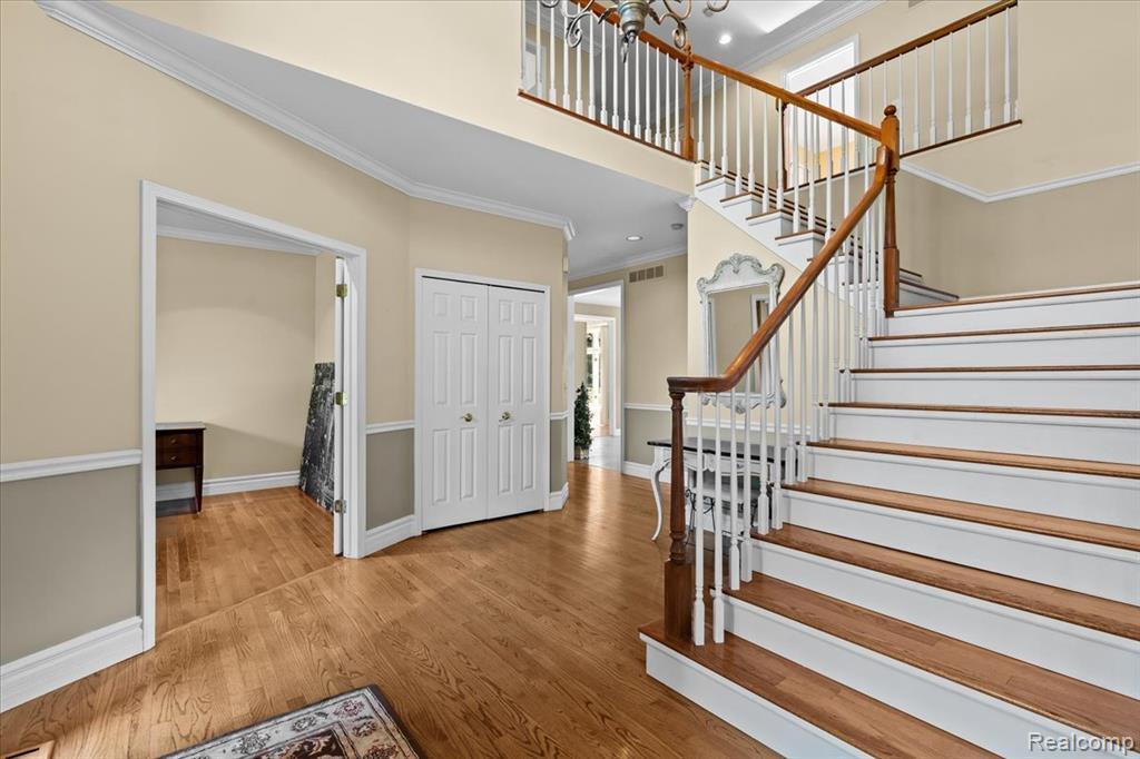 48075 Andover Drive, Novi, MI — Photo 6