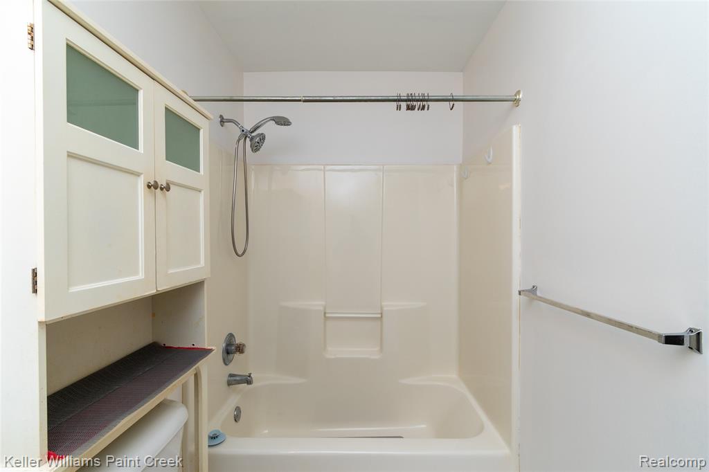 6143 Century Court, Shelby Twp, MI 48316 — Photo 21