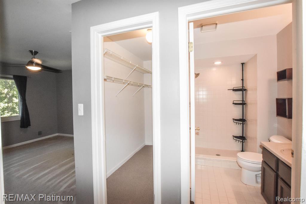 900 RIDGE, Brighton, MI 48116 — Photo 20