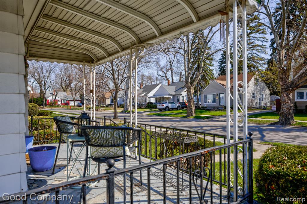 809 MEADOWDALE Street, Ferndale, MI 48220 — Photo 49