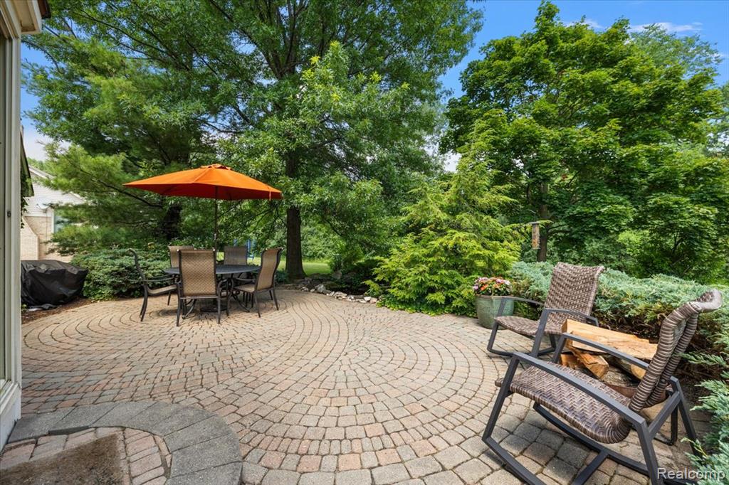 42764 Bloomingdale Drive, Sterling Heights, MI 48314 — Photo 46