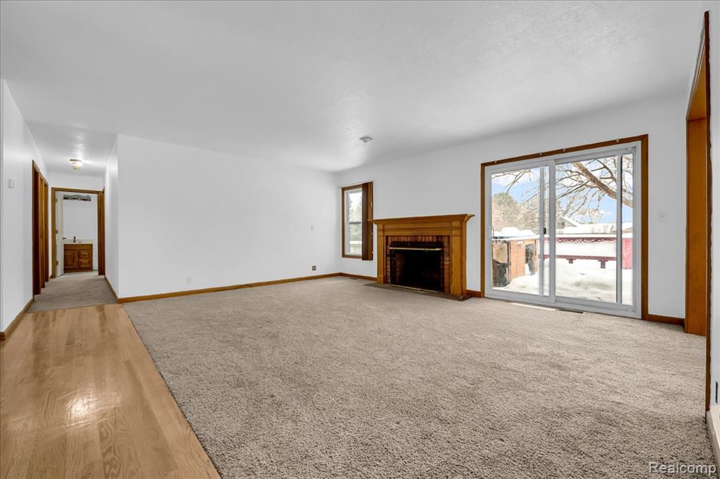 9416 Wildwood Lake Drive, Whitmore Lake, MI 48189 — Photo 4