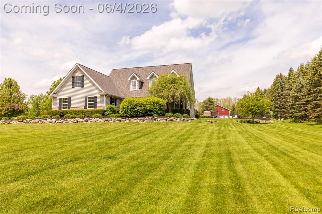 12621 Golden Oaks Drive, Milford, MI 48380 — Photo 21