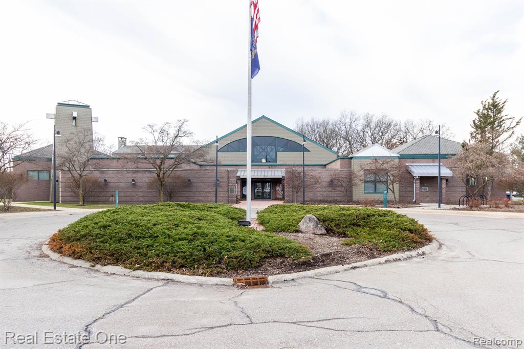 490 FRANKLIN LAKE Circle, Oxford, MI 48371 — Photo 58