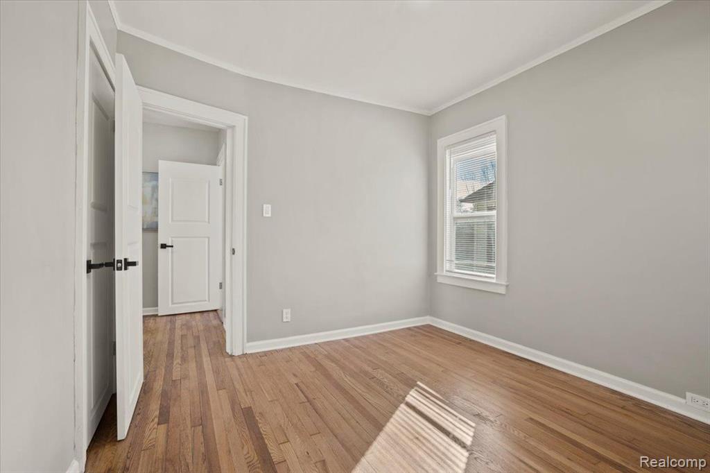 473 CHALMERS Street, Detroit, MI 48215 — Photo 28