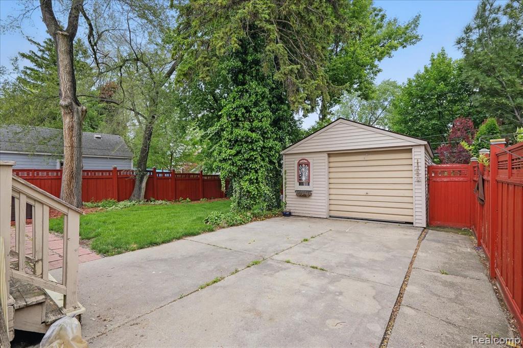 4412 COOPER Avenue, Royal Oak, MI 48073 — Photo 33