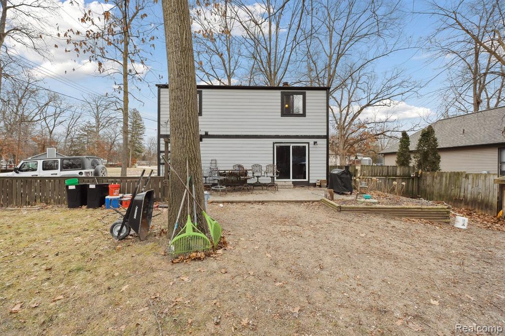 6491 WOODLAND Road, Whitmore Lake, MI 48189 — Photo 34