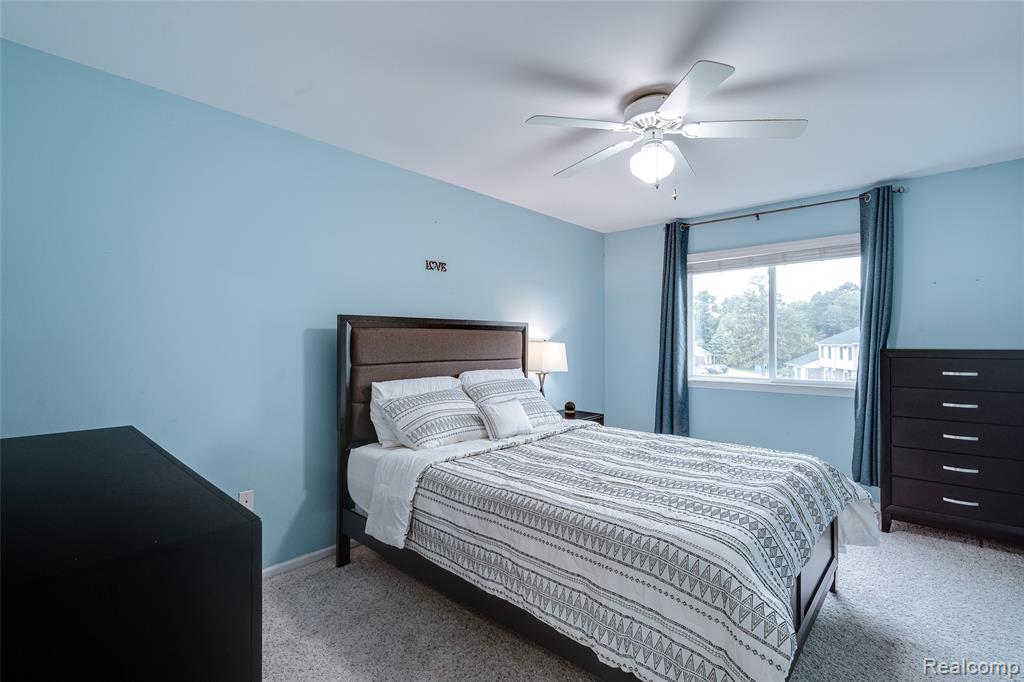 834 Natures Cove Court, Wixom, MI — Photo 35