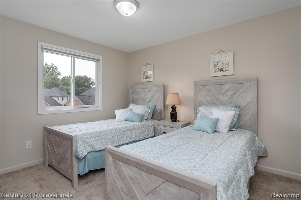 5540 River Park Drive, Waterford, MI 48327 — Photo 20